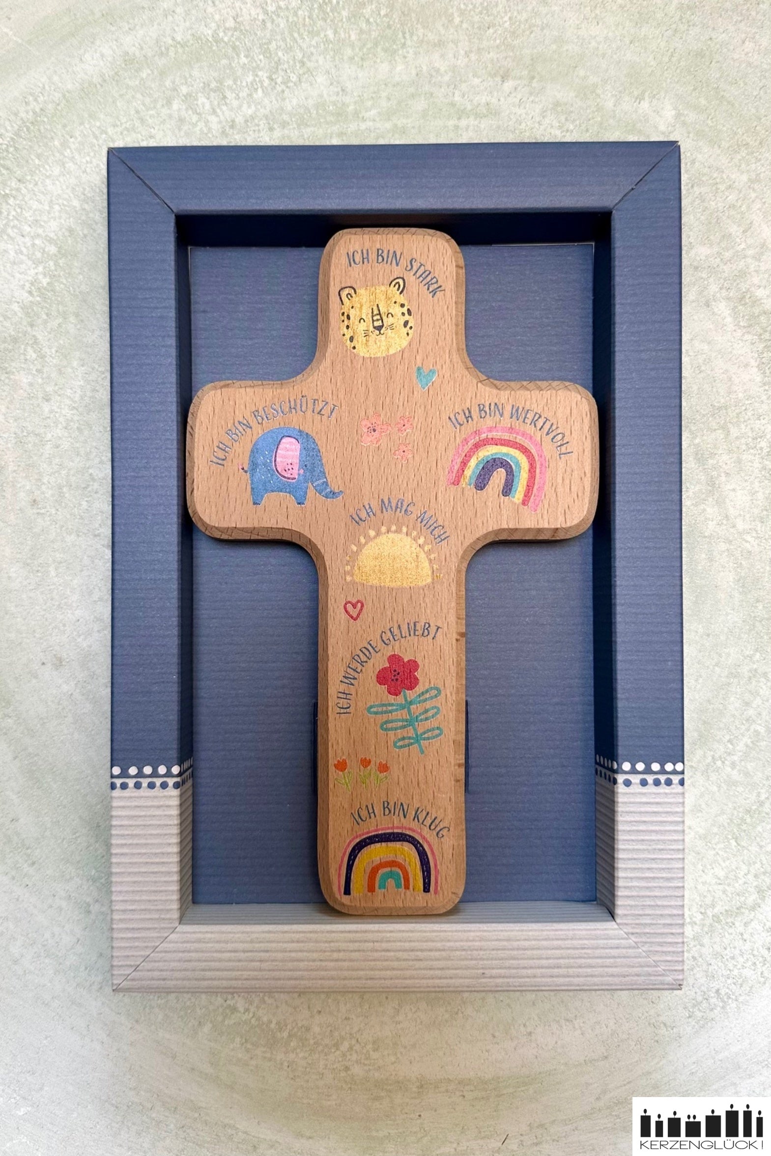 Holzkreuz in Geschenkverpackung