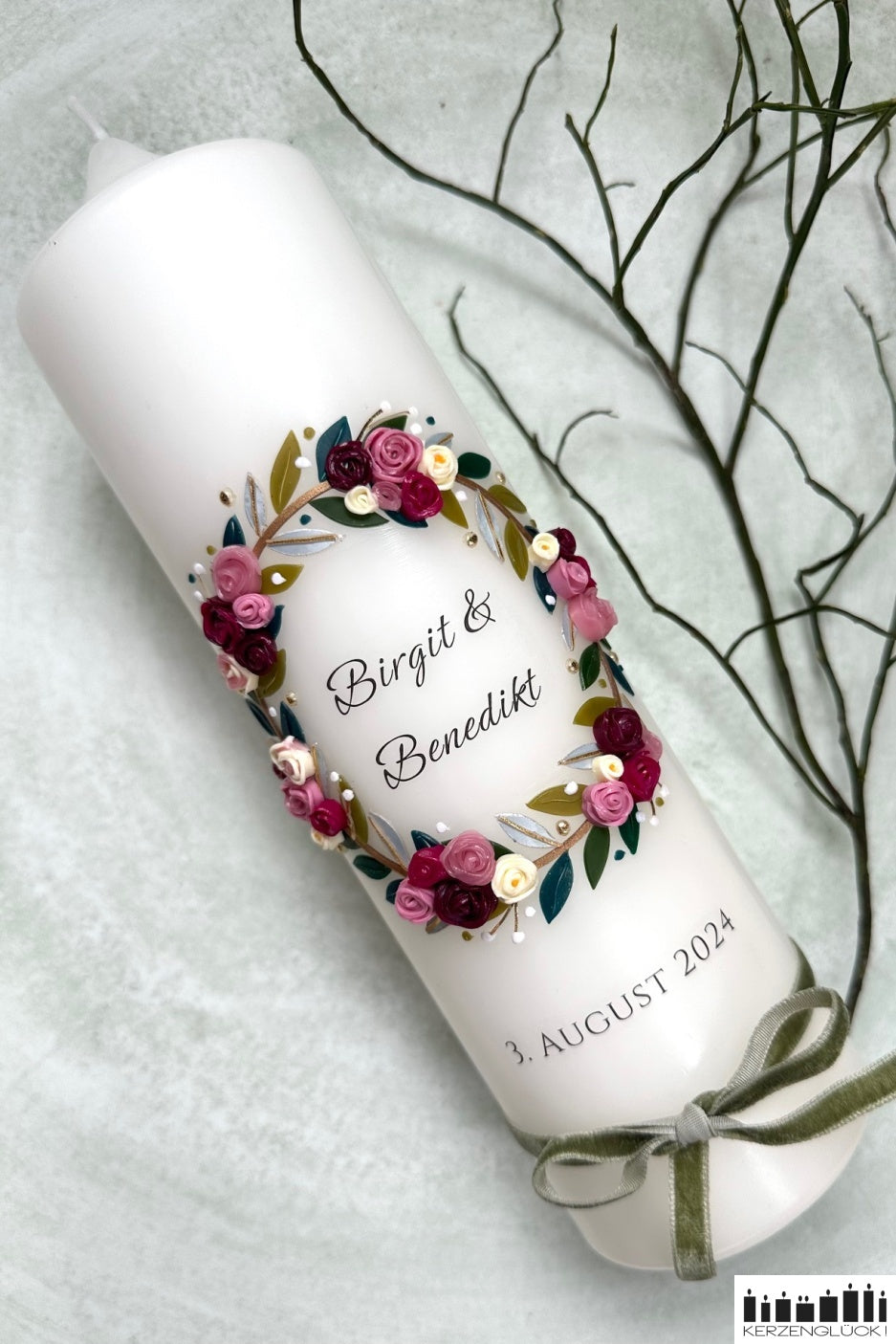 Hochzeitskerze "Blätterkranz mit Rosenblüten"