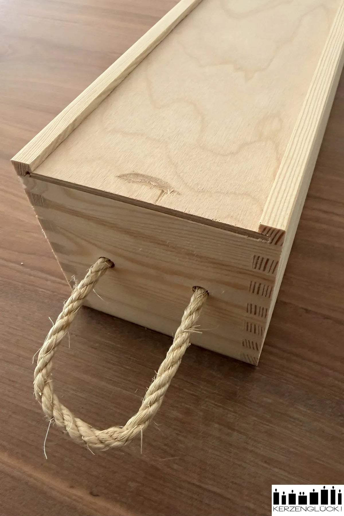 Holzbox mit Schiebedeckel für Kerzen der Größe 25x7 cm / 25x6 cm
