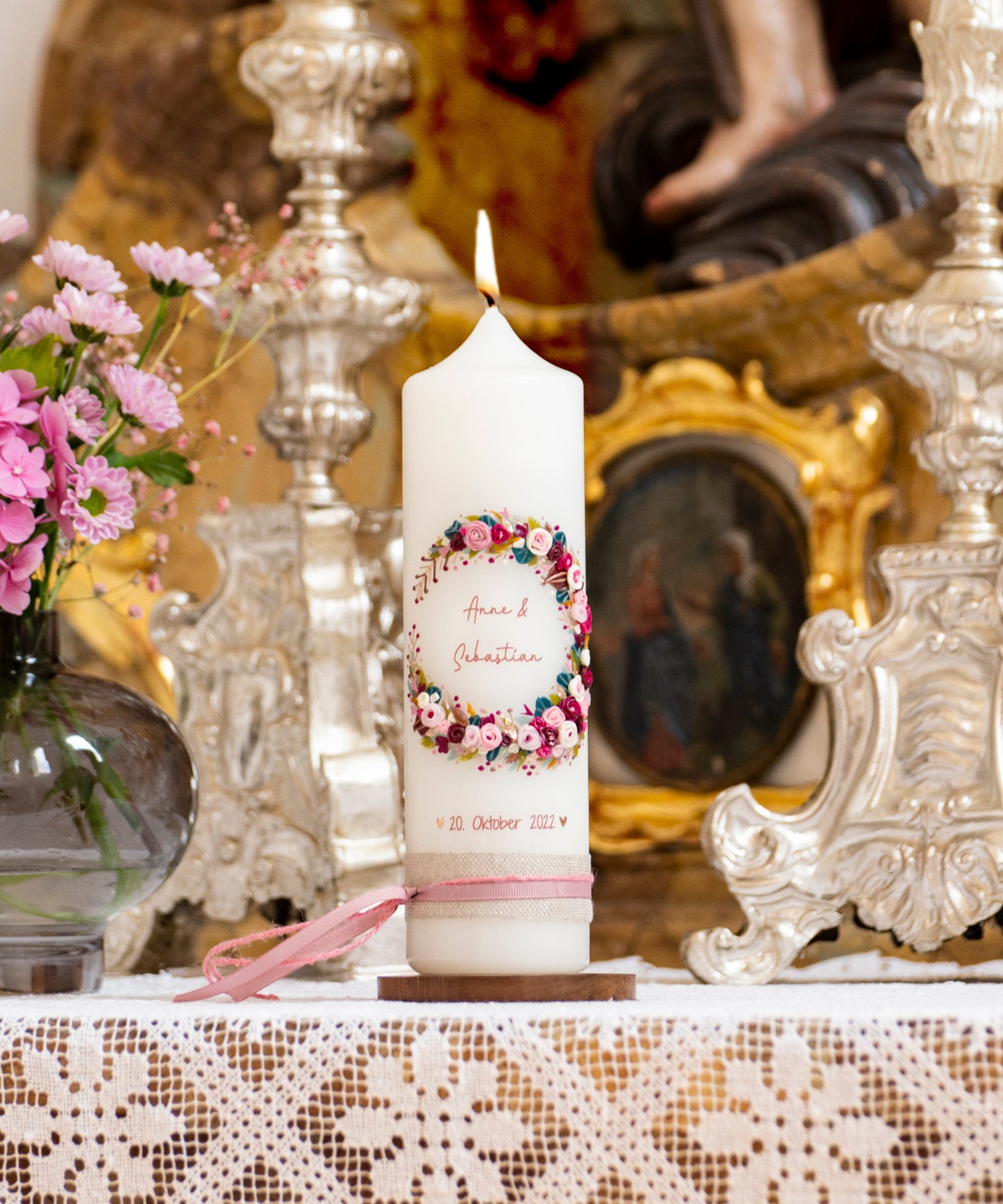 Kategorie Bild Hochzeitskerze auf Altar