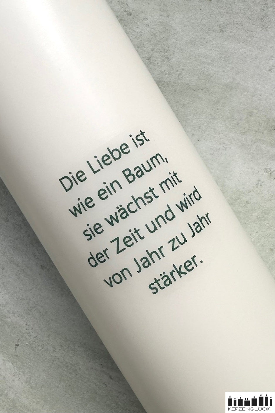 Individueller Spruch auf Kerzenrückseite