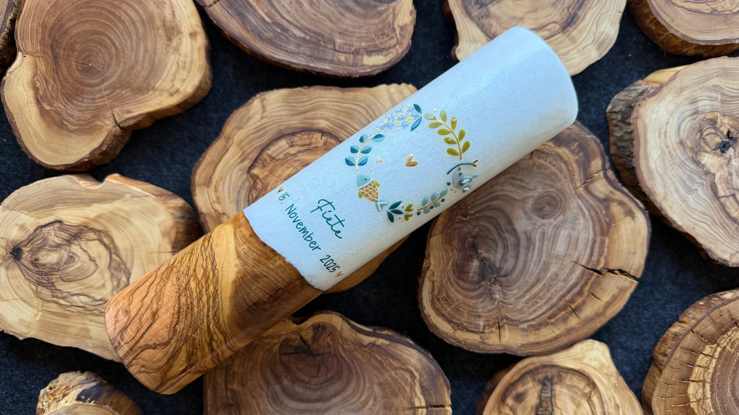 Holzkerzen – Handgemachte Unikate aus Naturholz für besondere Momente