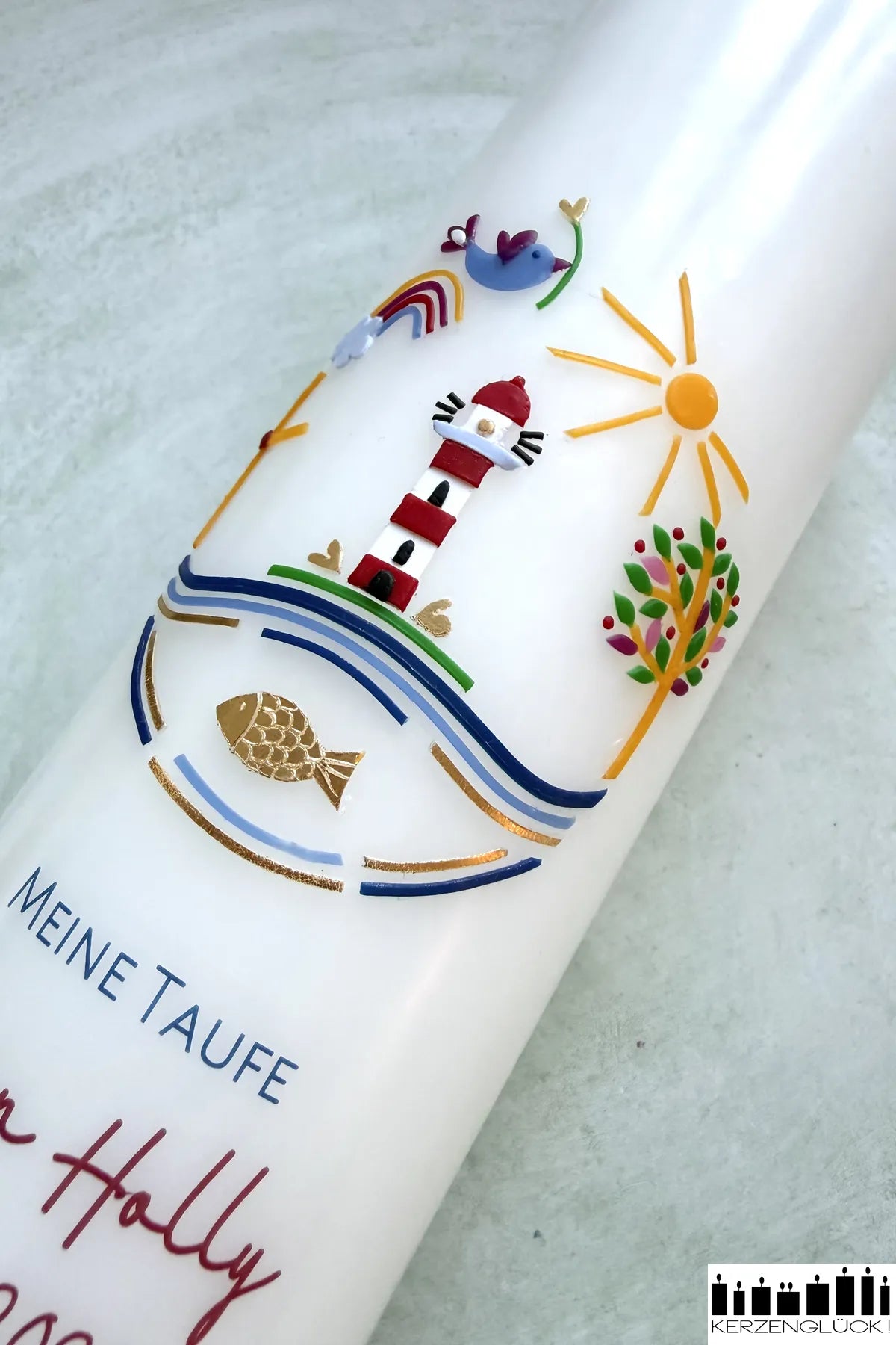 Taufkerze Leuchtturm Detail Sonne und Lebensbaum